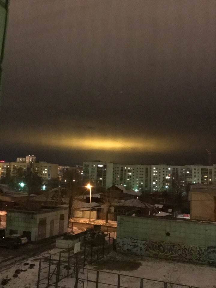 Необычное ночное свечение над Екатеринбургом