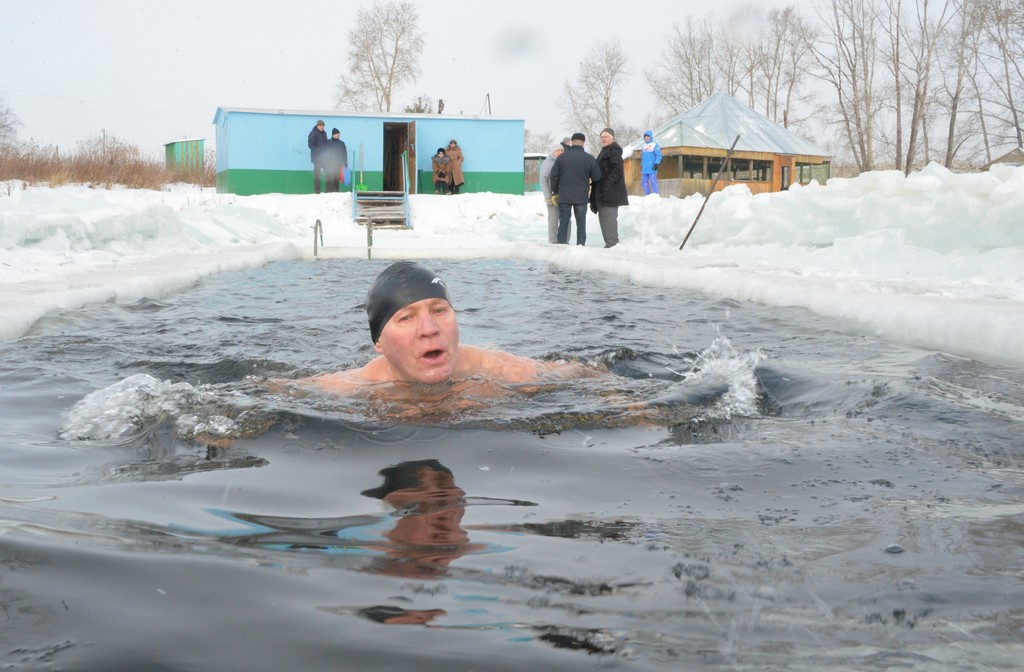 Любители зимнего плавания, моржи, Владимир Щекалев