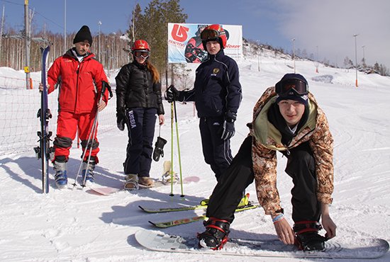 В Свердловской области 13 лыжных баз. Традиционно горнолыжный сезон длится с ноября по апрель. Фото: Александр Зайцев.
