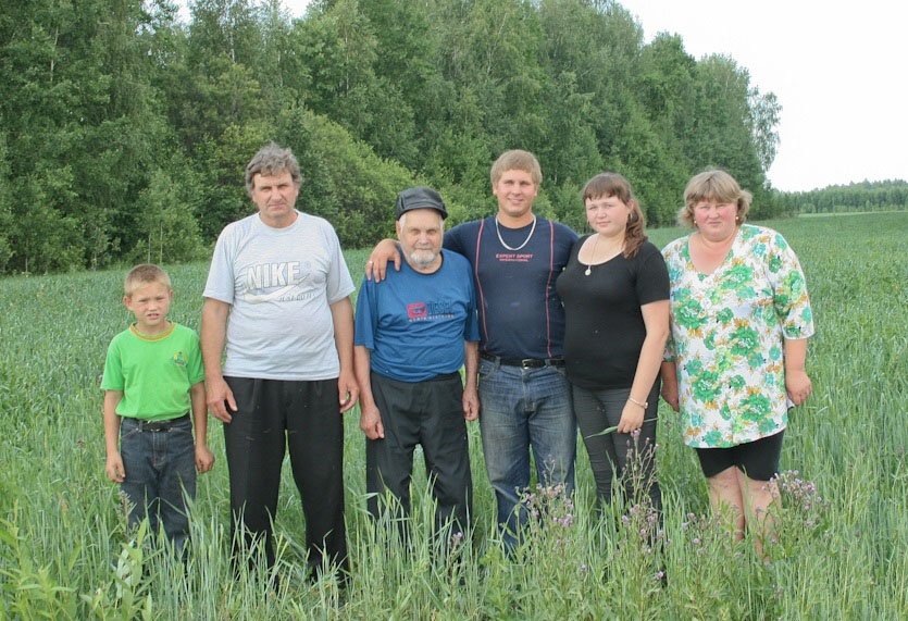 Семья фермеров Соколовых — практически половина населения одноимённой деревни в Байкаловском районе. Фото: Рада Боженко