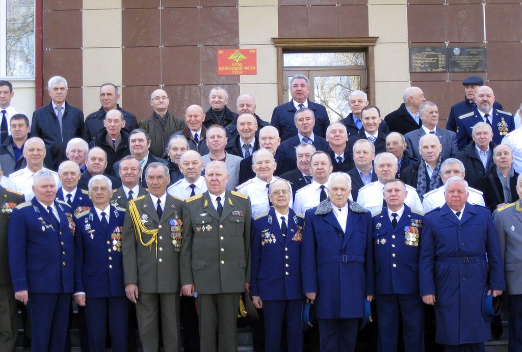 ветераны Краснознамённого Уральского объединения противовоздушной обороны