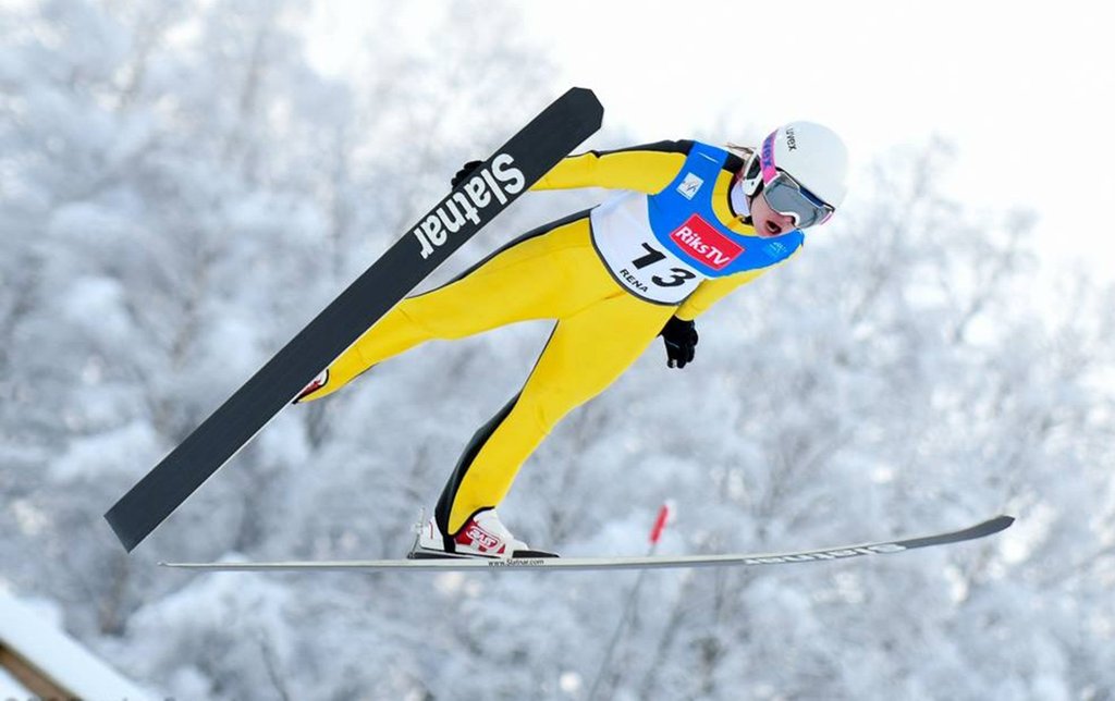 В лыжное двоеборье Стефания надымова пришла из прыжков на лыжах с трамплина в 2015 году и стала пионером нового вида спорта в России. Фото: Ромина Эггерт / FIS