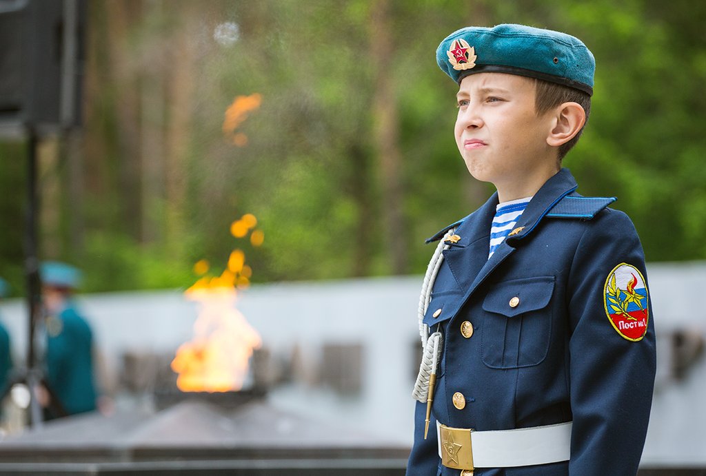 Вечный огонь на Широкореченском военно-мемориальном комплексе. Фото: Владимир Мартьянов