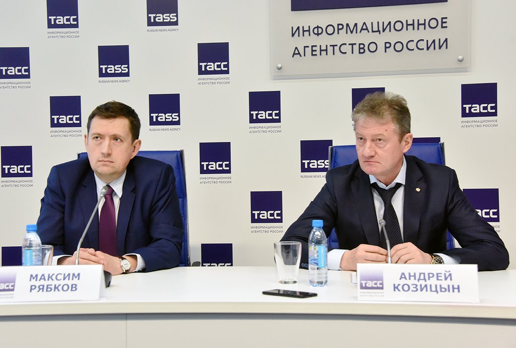 Президент «Автомобилиста» Андрей Козицын (справа) и директор клуба Максим Рябков