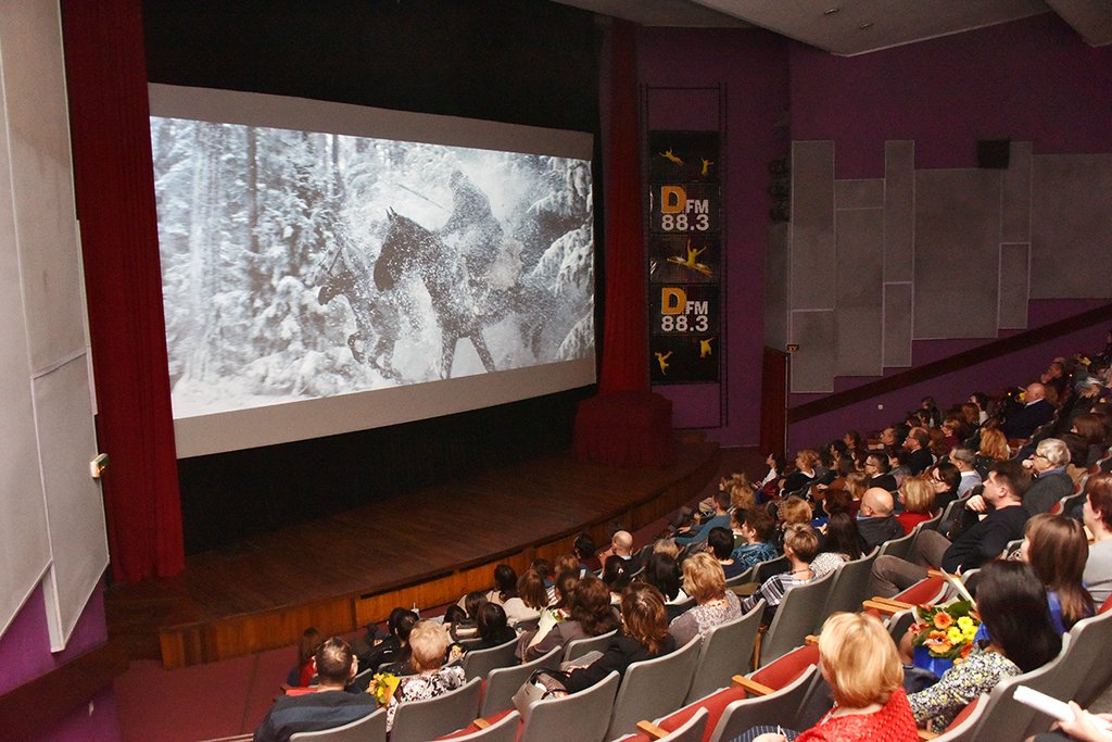 Теперь на российских фильмах в кинотеатрах почти всегда полные залы. Фото: Алексей Кунилов