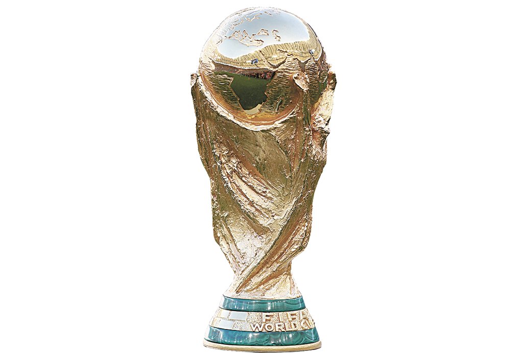 Кубок выполнен  из золота 18 карат. Высота 36,8 см,  вес 6,175 кг. Трофей вручается победителю чемпионата мира  на четыре года —до следующего мирового первенства. Взамен страна получает от FIFA  позолоченную  копию кубка