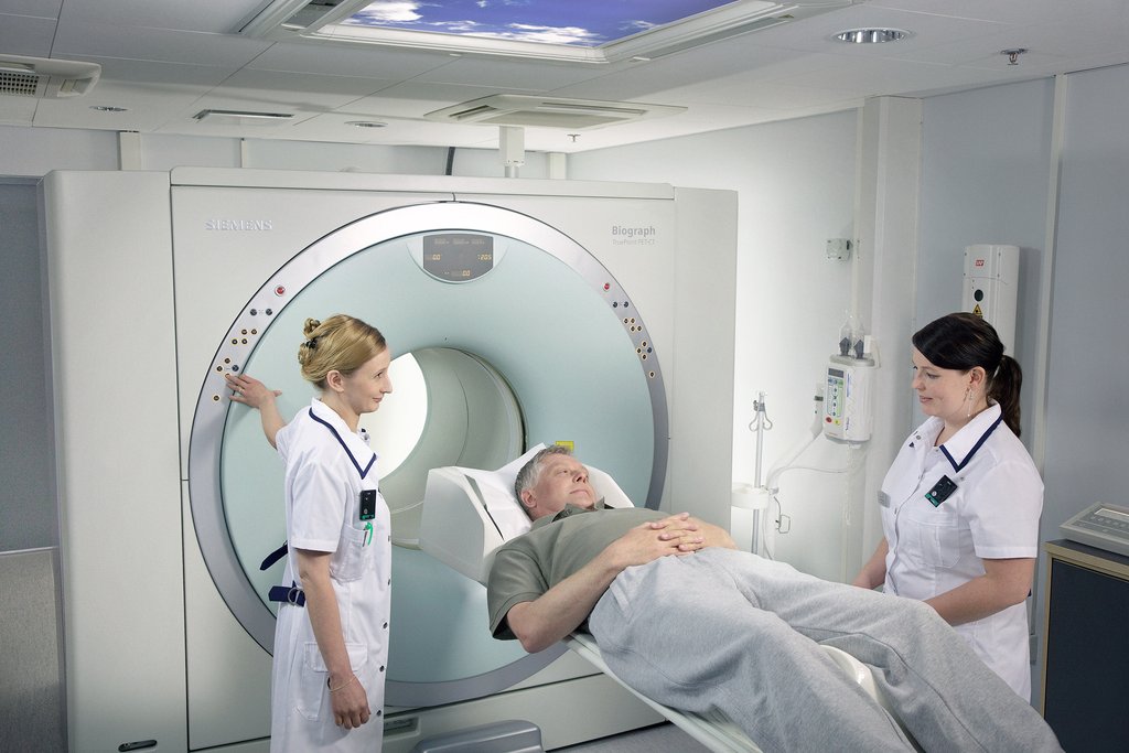 Вовремя выявить опасный недуг часто помогает магнитно-резонансный томограф. Фото: news.ykt.ru