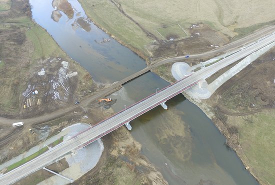 Первые сваи нового моста в селе Невьянское были вбиты  4 июня 2014 года. Фото:«Мелиострой»