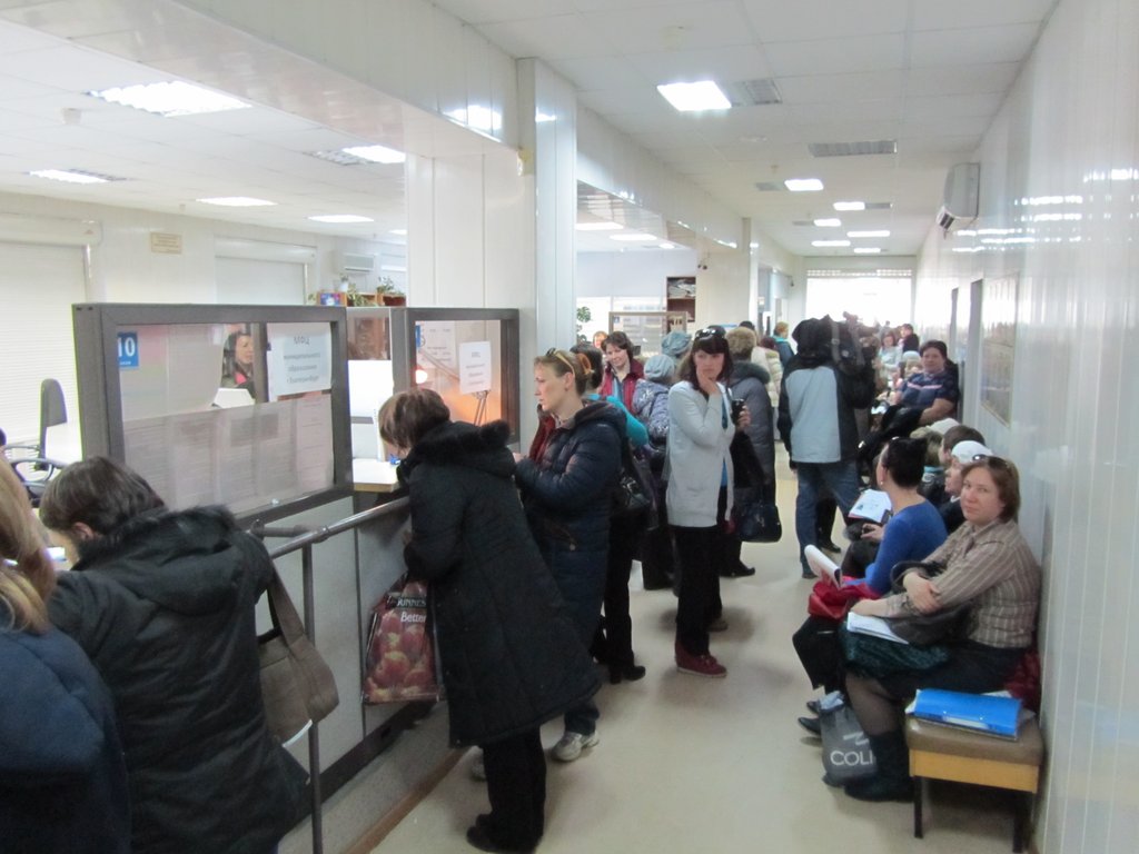 К замене водительских удостоверений Свердловский МФЦ приступит после того, как будут подготовлены необходимые документы. Фото: Алексей Кунилов.