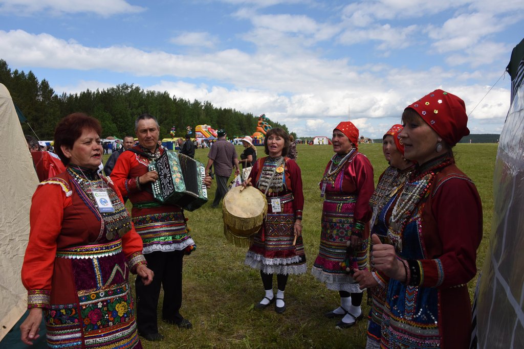 Первый областной Сабантуй прошёл в 2005 году. Сегодня этот татарский праздник проходит сразу на 37 площадках Среднего Урала. Фото: Алексей Кунилов.