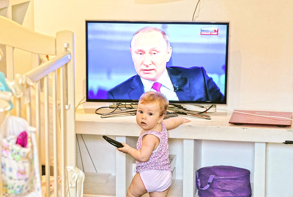 Владимир Путин провёл заседание Координационного совета по реализации Национальной стратегии действий в интересах детей. Фото: АЛЕКСЕЙ МАЛЬГАВКО / РИА НОВОСТИ