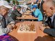 На празднике возле ДИВСа были развлечения на любой вкус: пенсионеры могли и в шахматы сыграть, и потанцевать. Фото: Павел Ворожцов
