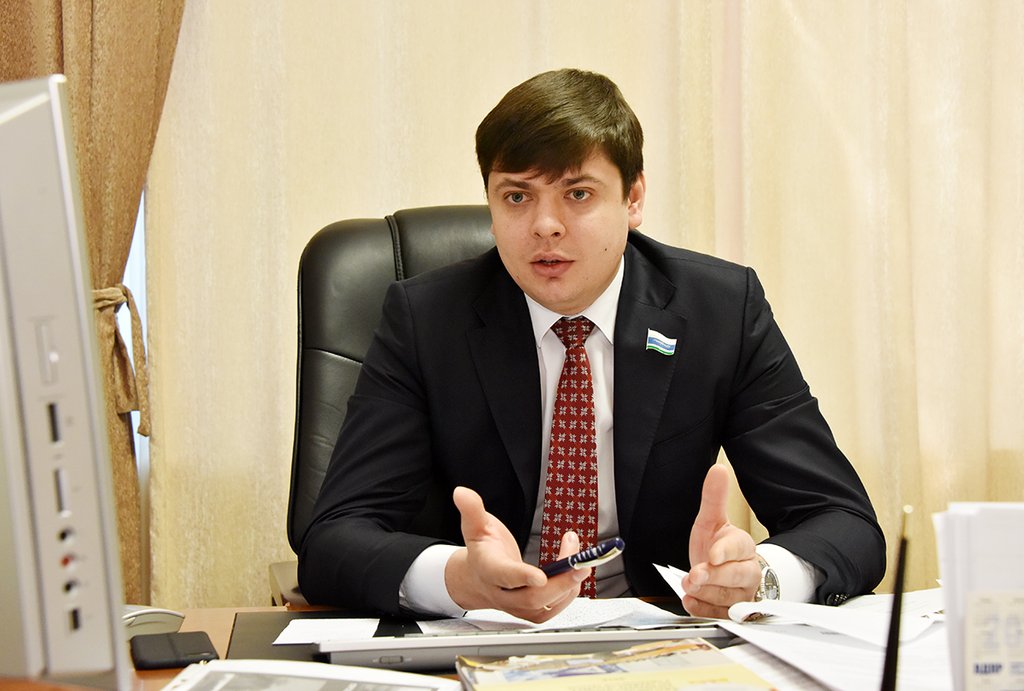 В ЗакСО Михаил Зубарев состоит в комитете  по бюджету, финансам  и налогам. Фото: Алексей Кунилов