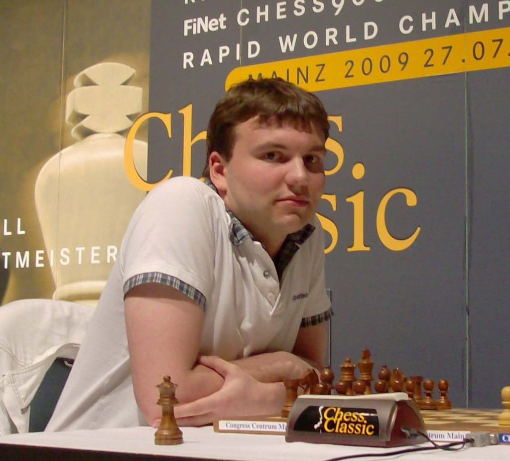 Сам Игорь Лысый, конечно, скромничает, говоря о 56-м месте «просто неплохой гроссмейстер». Одних только чемпионов мира (по разным версиям)  в этом рейтинге - восемь человек. Фото DIC.ACADEMIC.RU