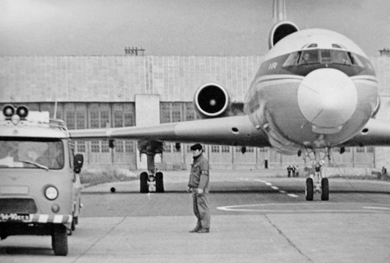 Самолёт ТУ-154 в аэропорту Минеральных Вод. Фото: aviaforum.ru