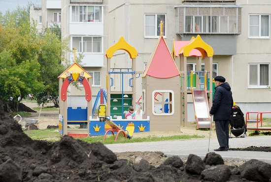 69 дворовых территорий планируется комплексно благоустроить в этом году по проекту формирования комфортной городской среды. Фото: Павел Ворожцов