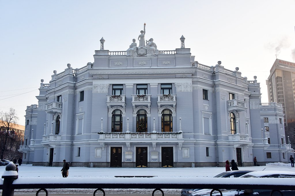 В 1982 году Владимир Букин курировал реконструкцию Свердловского театра оперы и балета. Фото: Алексей Кунилов