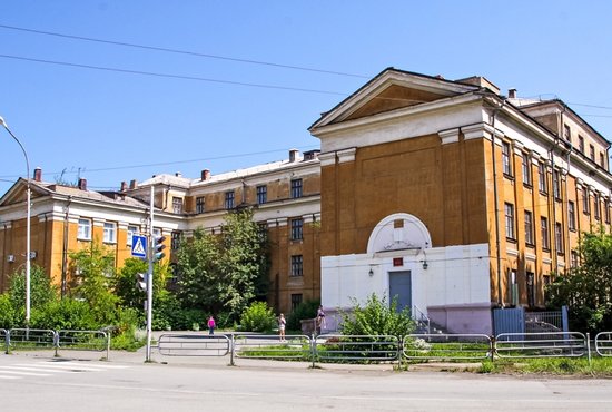 Ремонт старого здания школы влетел в копеечку, но оказался целесообразнее строительства нового здания. Фото: Дмитрий Макеев