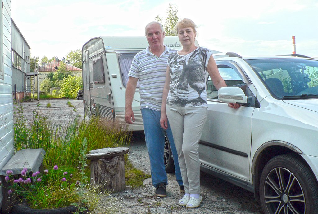 Супруги Александр и Наталья Шиян путешествуют с трейлером четвёртый год