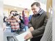 Традиционно губернатор Евгений Куйвашев проголосовал на избирательном участке в гимназии №104. Фото: Павел Ворожцов