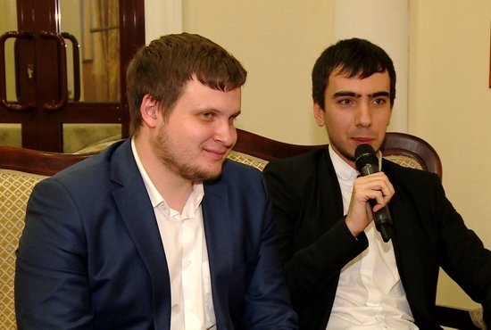 Алексей Столяров (слева) работает в паре с москвичом Владимиром Кузнецовым с 2007 года. Фото: ekburg.tv