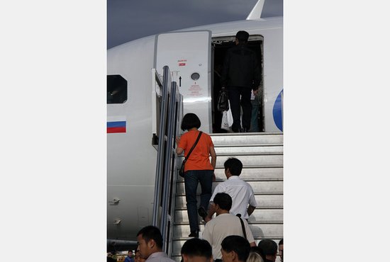 Пассажиры из Сургута вместо Москвы прилетели в соседний Ханты-Мансийск. Фото: Александр Зайцев