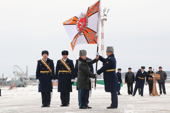 Статус полка часть приобрела год назад.  До декабря  2013 года  в Кольцово  была дислоцирована отдельная авиагруппа ВВС. Фото: пресс-служба ЦВО