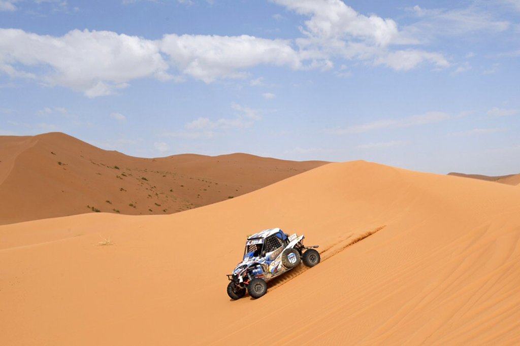 Экипаж Сергея Карякина стал лучшим в марокканских дюнах Фото: Пресс-служба Rallye du Maroc
