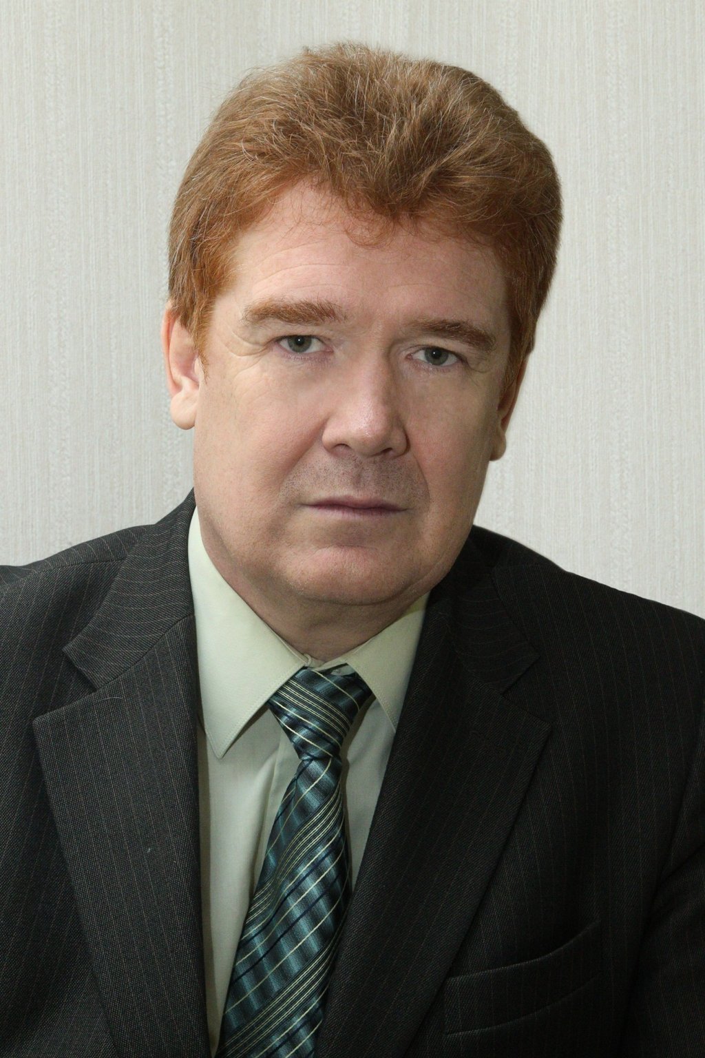 Владимир Елистратов подал заявление об увольнении по собственному желанию.