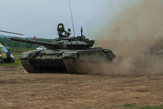 На выставке будет представлено более 70 единиц бронетанковой, автомобильной техники и ракетно-артиллерийского вооружения. Фото: Александр Исаков
