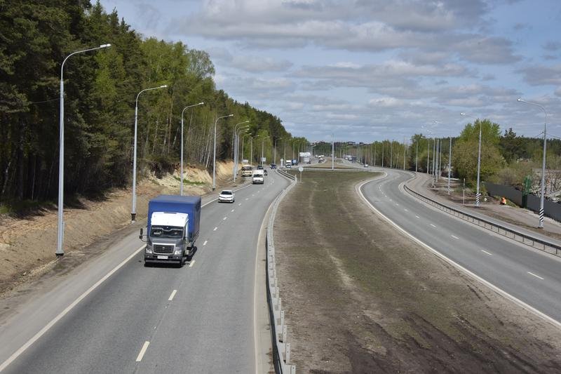 На федеральных трассах УрФО планируется ввести ограничение движения для тяжеловесного транспорта фото: Алексей Кунилов