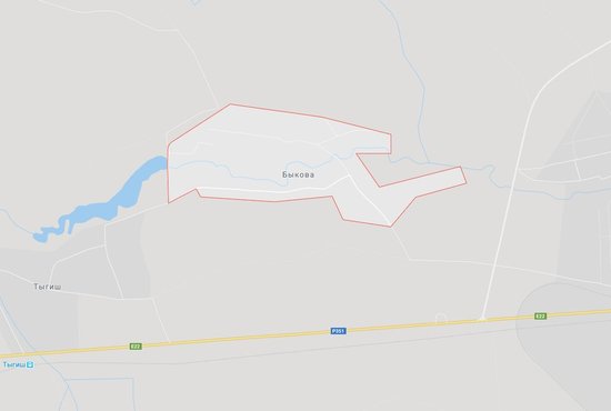 Деревня Быкова расположена по обоим берегам реки Кунара в 5 километрах на запад от Богдановича. Фото: Яндекс.карты