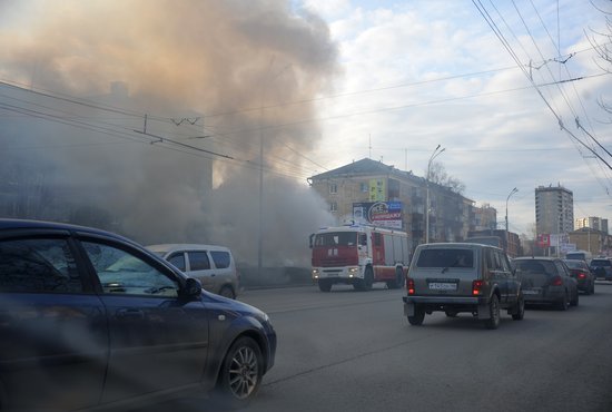 Установлено, что на площади 1 кв. м повреждён кузов автомобиля "ВАЗ 2114". Фото: Павел Ворожцов
