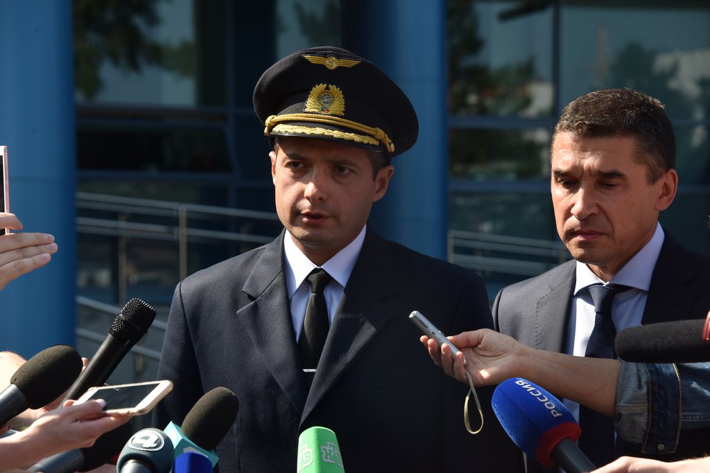 Екатеринбургский лётчик Дамир Юсупов посадил самолёт с отказавшими двигателями