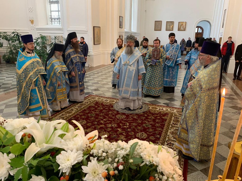 Православные верующие отмечают 31 августа день мучеников Флора и Лавра