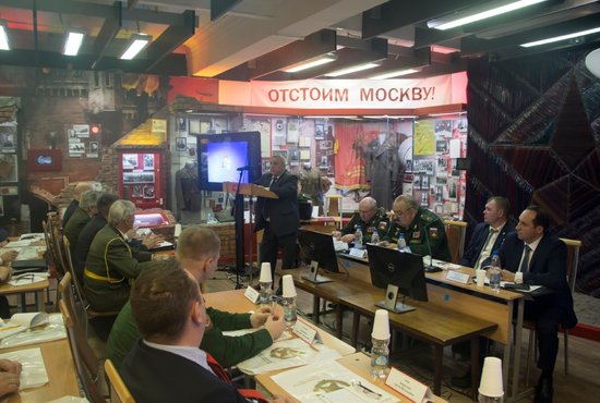 Всего в сборах поучаствовало 28 помощников комиссаров по работе с ветеранами из 28 субъектов РФ. Фото: пресс-служба ЦВО.