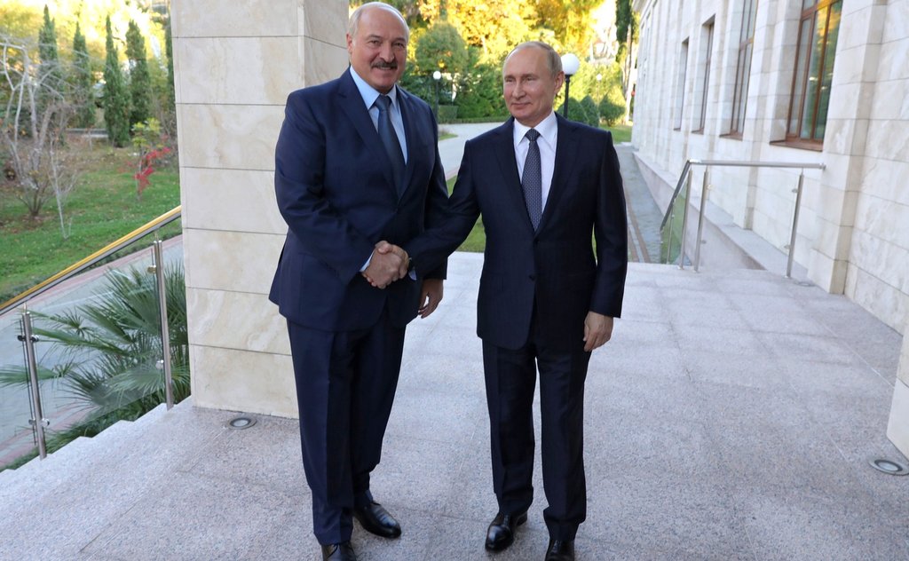 Владимир Путин с президентом Белоруссии Александром Лукашенко.