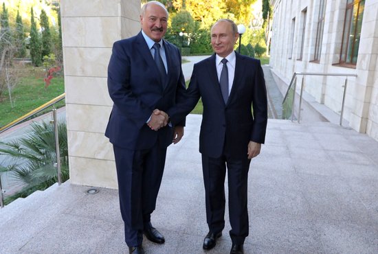 Владимир Путин с президентом Белоруссии Александром Лукашенко. Фото: пресс-служба Кремля