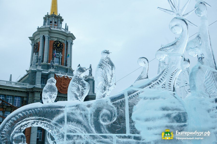 Скульптура в ледовом городке