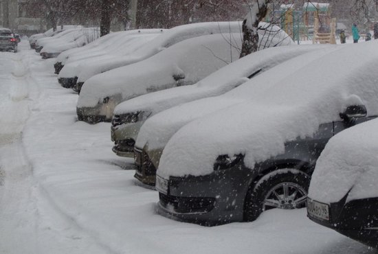 На Екатеринбург и область обрушился сильнейший снегопад. Фото: Алексей Кунилов