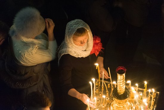 Спасатели проводят рейды в храмах и церквях Свердловской области, где пройдут праздничные богослужения по случаю Рождества Христова. Фото: Владимир Мартьянов