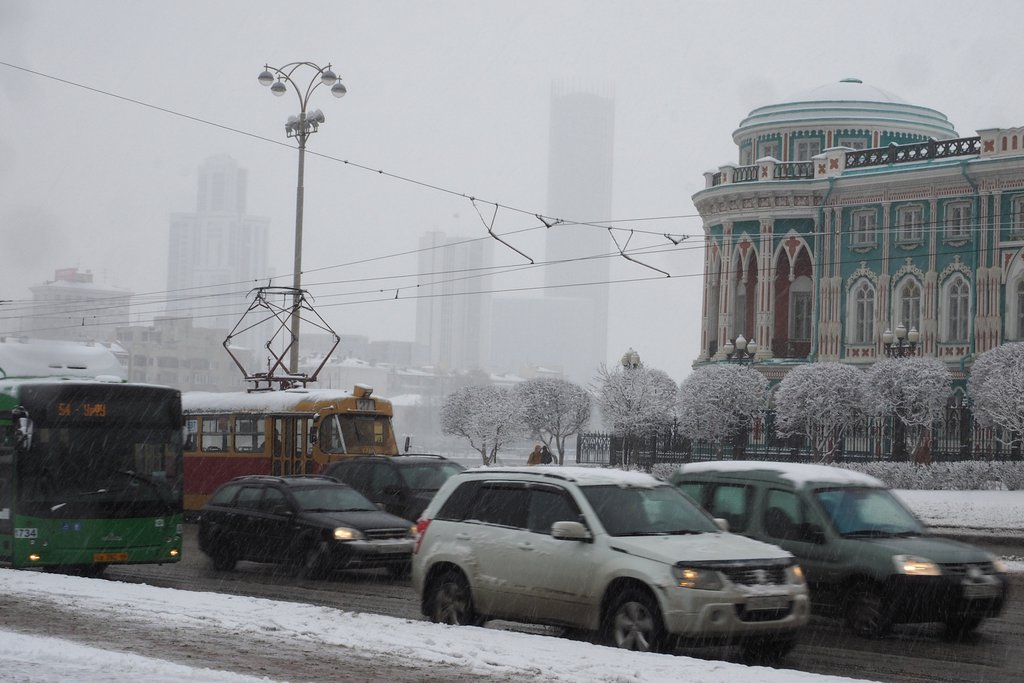 пробки в Екатеринбурге зимой