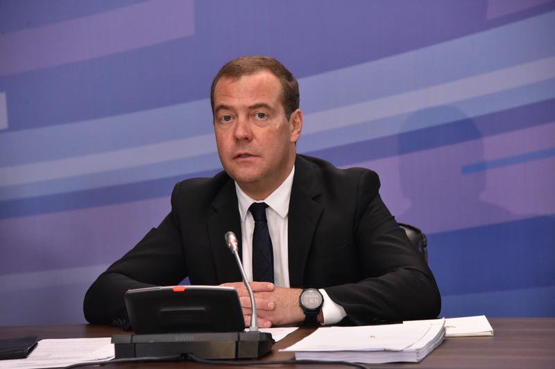 Дмитрий Медведев, поправки в Конституцию РФ