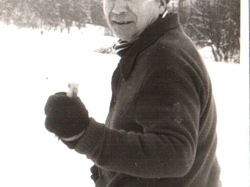 Борис Кощеев – приверженец здорового образа жизни, и его прививает ветеранам. Фото: Из личного архива