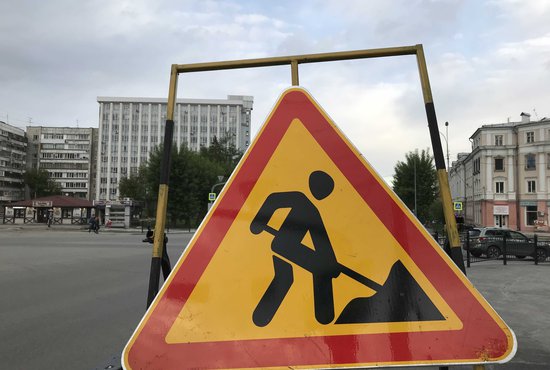 Ограничения вводятся для проведения ремонта дорожного покрытия. Фото: Ирина Порозова
