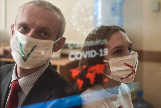Общее количество свердловчан, заболевших коронавирусом, превысило 7 тысяч. Фото: Галина Соловьёва