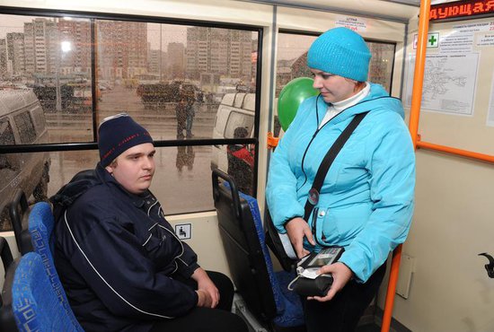 Требование покинуть транспорт без билета не может распространяться на детей до 16 лет, которые едут без сопровождения взрослых Фото: Алексей Кунилов