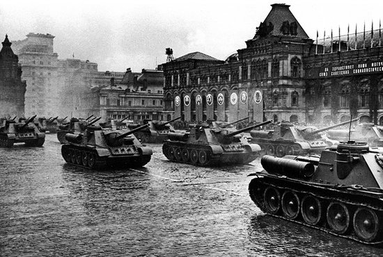 На сайте военного ведомства открылся новый раздел «Триумф народа-победителя». Фото: из архивов Минобороны РФ