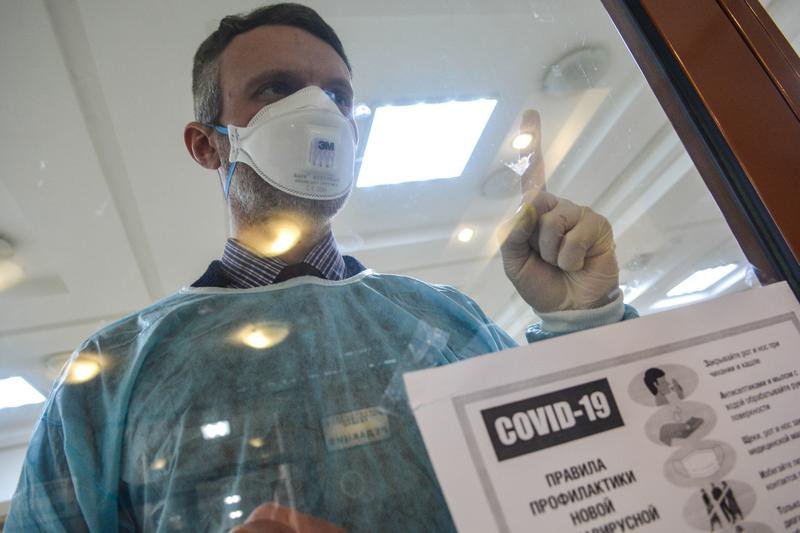 С начала пандемии на Среднем Урале подтверждено 17544 случаев COVID-19.