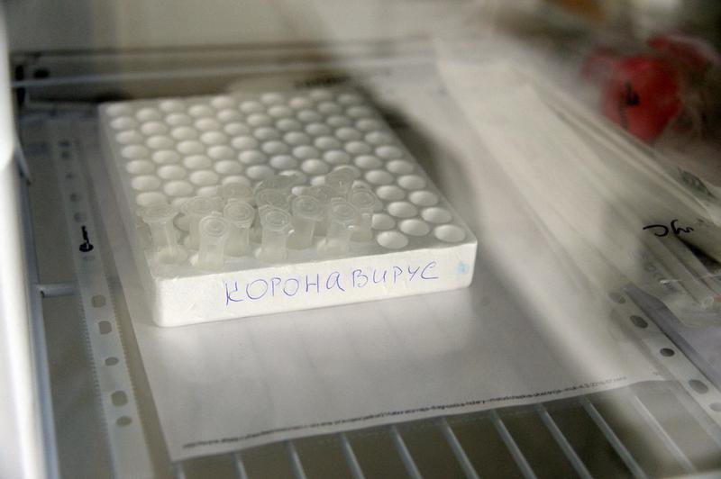 За минувшие сутки в России выявлено 5 462 заболевших новой коронавирусной инфекцией.
